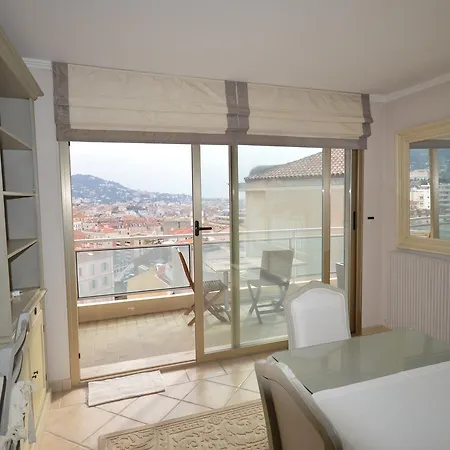 Appartamento Elegant Two-bedroom